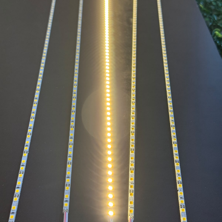 12 Volt 2835 SMD 120 LED 4 mm İnce Çubuk Bar LED Gün Işığı