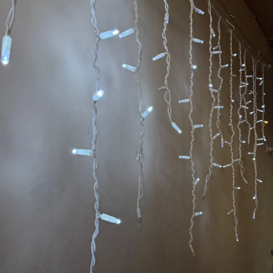 Dış Mekan Saçak LED 2,5 Metre 105 LED Kar Beyazı Gün Işığı Çakarlı